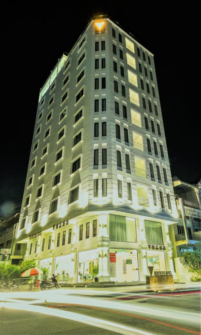 V Boutique Hotel Пномпень Экстерьер фото